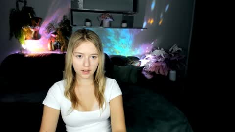 RosaRising online show from 21, 6, 2026