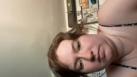 Snapshot of rose211994 chatting on 20, 3, 2026 Rose online show from 20, 3, 2026