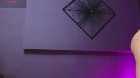 Snapshot of rose_baker_ chatting on 19, 5, 2026 ROSE BAKER online show from 19, 5, 2026
