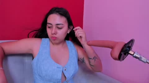 Snapshot of rose_smitth chatting on 12, 4, 2026 rose_smitth online show from 12, 4, 2026
