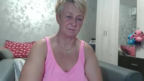 Lovepinklilly online show from 30, 9, 2025