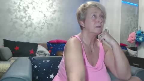 Lovepinklilly online show from 25, 3, 2026