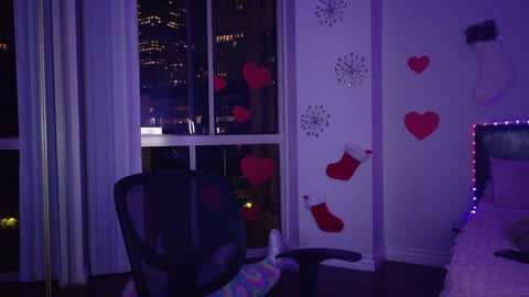 Rose Taylor online show from 27, 12, 2024