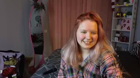 rosethomas_ online show from 15, 12, 2025