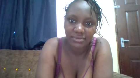 Snapshot of rosewakio4069 chatting on 22, 7, 2026 rosewakio4069 online show from 22, 7, 2026