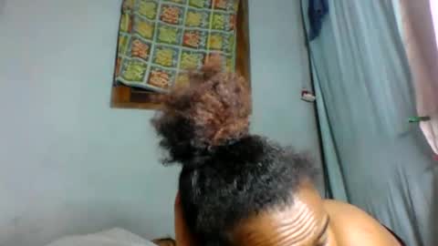 Snapshot of rosia22 chatting on 29, 9, 2025 rosia22 online show from 29, 9, 2025