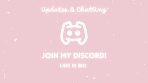 Snapshot of rosiebones chatting on 22, 10, 2025 Rosie Bones online show from 22, 10, 2025