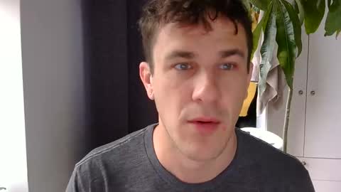 Snapshot of rosscollab chatting on 3, 3, 2026 RossCollab online show from 3, 3, 2026