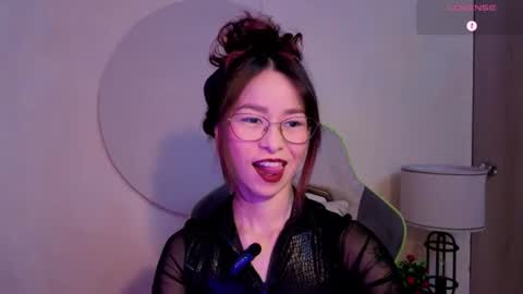 Snapshot of rosse_98_ chatting on 28, 6, 2026 Miss Rosse online show from 28, 6, 2026