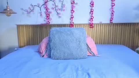 MY NAME IS  ROSSE  online show from 15, 4, 2026