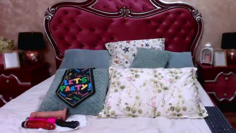 Snapshot of rossecougar_x chatting on 28, 2, 2025 Rosse Cougar online show from 28, 2, 2025