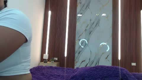 Rossi Hill online show from 11, 4, 2026