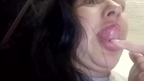 rossiteylor368516 online show from 26, 5, 2026