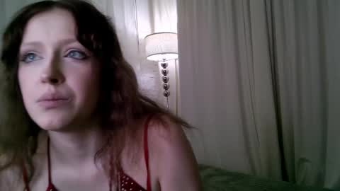 rosy_petal online show from 22, 5, 2026
