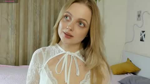 Im Luna online show from 23, 4, 2026