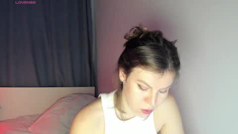 Snapshot of roter_rita chatting on 2, 2, 2025 roter_rita online show from 2, 2, 2025