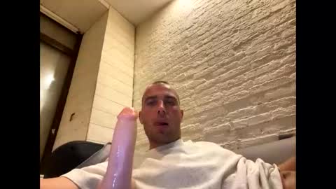 Snapshot of rotteei1 chatting on 7, 10, 2025 rotteei1 online show from 7, 10, 2025