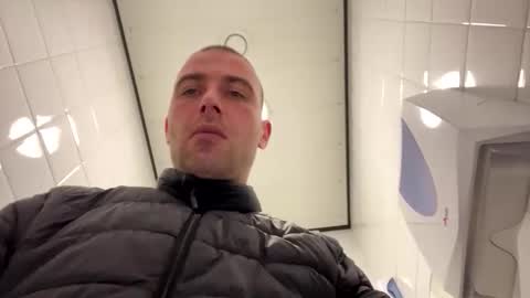 rotteei1 online show from 21, 10, 2025