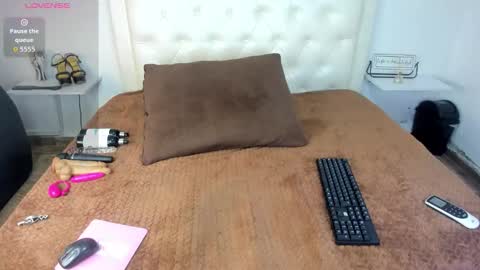 rouse_sexy_hotxx77 online show from 22, 10, 2025