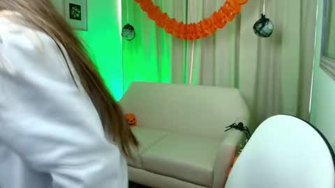 Rousee online show from 31, 10, 2025