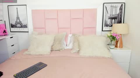 Valeria online show from 4, 2, 2025