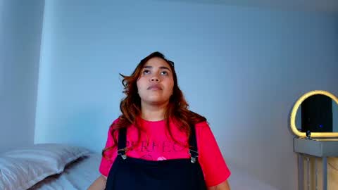 Snapshot of rousrossell_4 chatting on 17, 6, 2026 Call me Rous online show from 17, 6, 2026