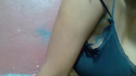 rovaelyah online show from 3, 3, 2026