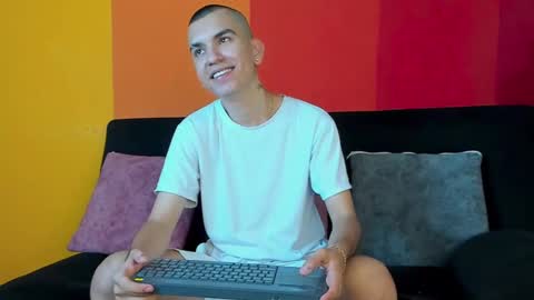 Rowan online show from 12, 9, 2025