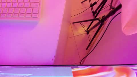 Roxane online show from 11, 2, 2026