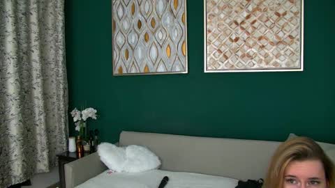 Roxanne online show from 22, 2, 2026