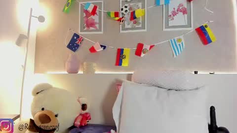 Roxanne Gomez online show from 14, 7, 2026