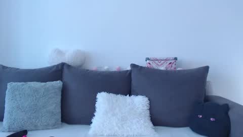 roxanneliss online show from 4, 12, 2025