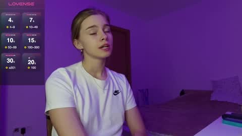 Snapshot of roxxxie_reid chatting on 27, 2, 2025 Roxieex ABBY online show from 27, 2, 2025