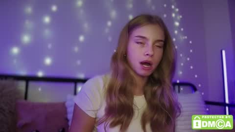 Snapshot of roxxxie_reid chatting on 14, 10, 2025 Roxieex ABBY online show from 14, 10, 2025