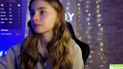 Snapshot of roxxxie_reid chatting on 5, 2, 2026 Roxieex ABBY online show from 5, 2, 2026