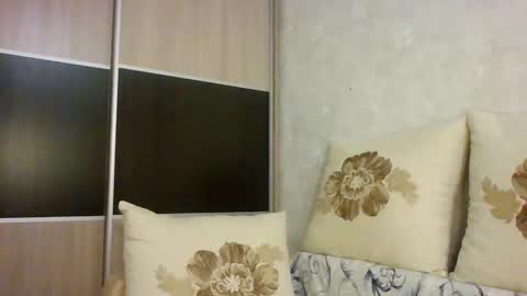 Roxxy Wharton online show from 7, 3, 2025