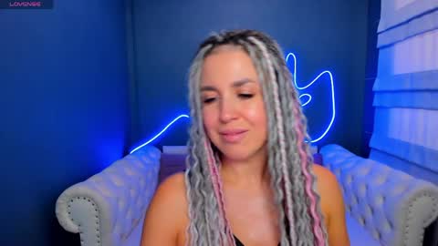 Roxy online show from 9, 4, 2026