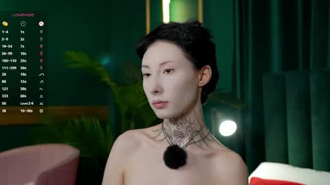 roxanne online show from 12, 4, 2026