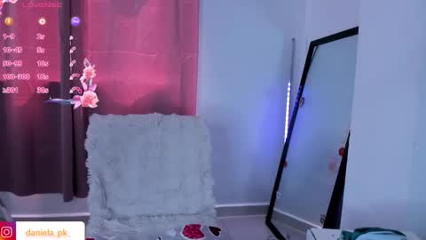 R O X Y  online show from 7, 3, 2026