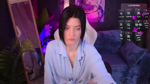 roxy_riot_ online show from 19, 11, 2025