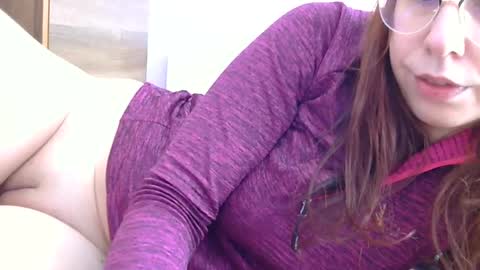 Snapshot of roxy_secrets chatting on 4, 2, 2025 roxy secrets online show from 4, 2, 2025