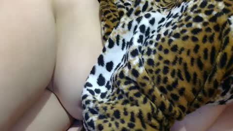 Snapshot of roxy_secrets chatting on 4, 2, 2025 roxy secrets online show from 4, 2, 2025