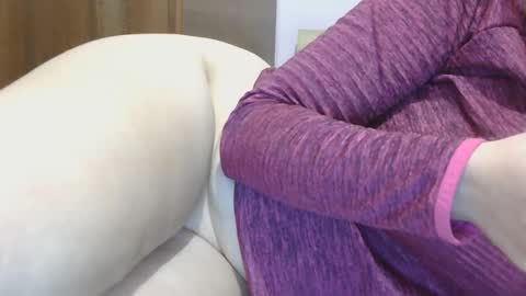 Snapshot of roxy_secrets chatting on 25, 2, 2025 roxy secrets online show from 25, 2, 2025