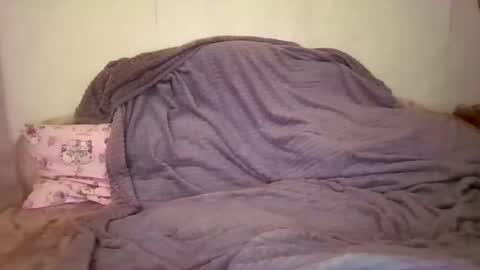 Snapshot of roxy_secrets chatting on 11, 10, 2025 roxy secrets online show from 11, 10, 2025