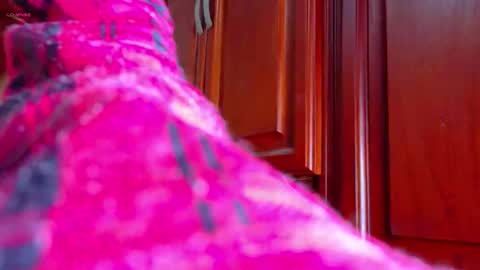 RoxyAron online show from 28, 3, 2026