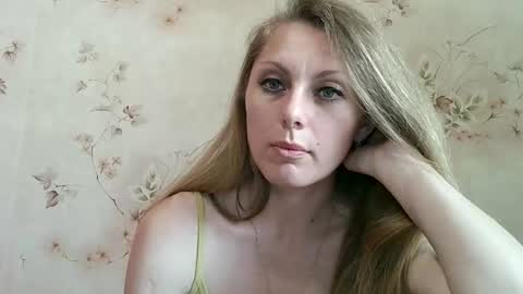 roxyfox18x01 online show from 3, 6, 2026