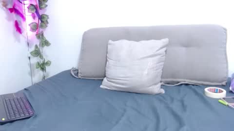 Bruna Royale  online show from 13, 3, 2026