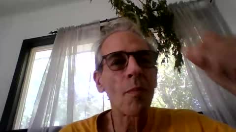 Snapshot of royboy2561 chatting on 12, 10, 2025 Roy Murrin online show from 12, 10, 2025