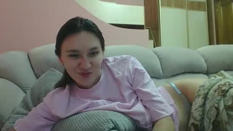 Snapshot of roza05x chatting on 10, 10, 2025 Roza05x online show from 10, 10, 2025