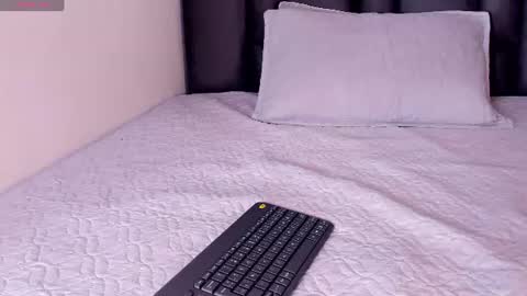 Snapshot of ruby_nights chatting on 6, 7, 2026 ruby_nights online show from 6, 7, 2026